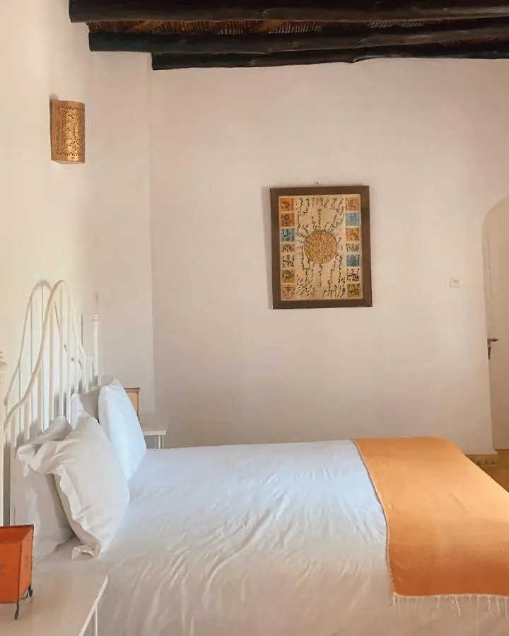 Bed and Breakfast Out Of Medina Эс-Сувейра Отель типа 